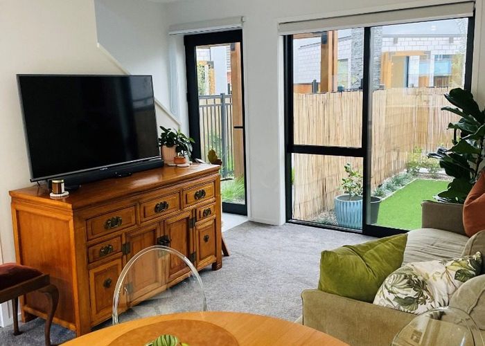  at 11/3 Johnston Grove, Taita, Lower Hutt, Wellington