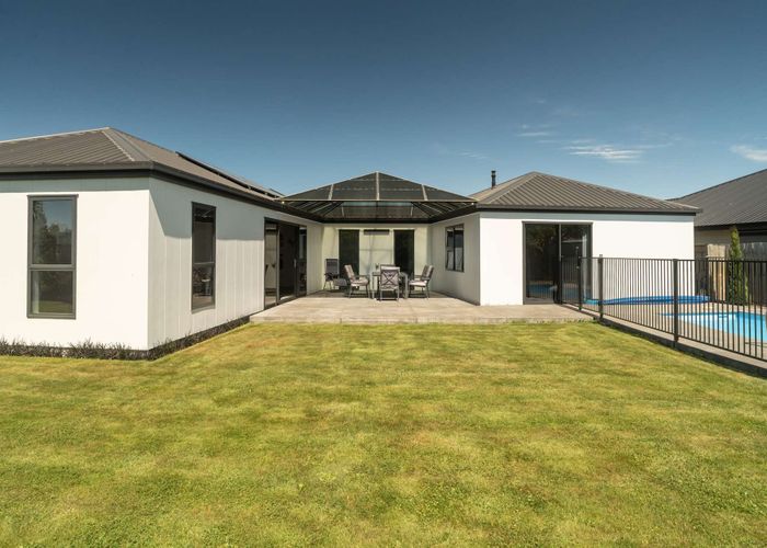  at 17 Redhaven Rise, Netherby, Ashburton