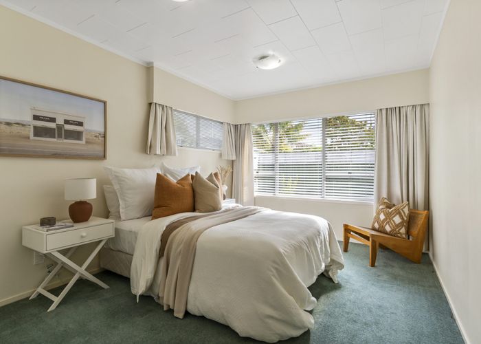  at 19 Wicklow Road, Narrow Neck, Auckland