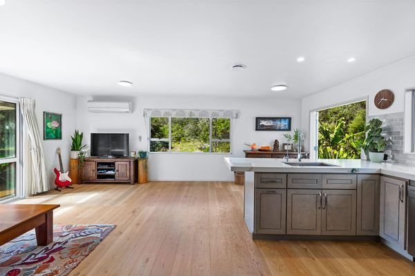  at 93 Mcentee Road, Waitakere, Auckland