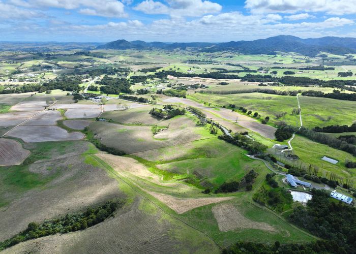  at 860  Kaiwaka Mangawhai Road, Kaiwaka, Kaipara, Northland