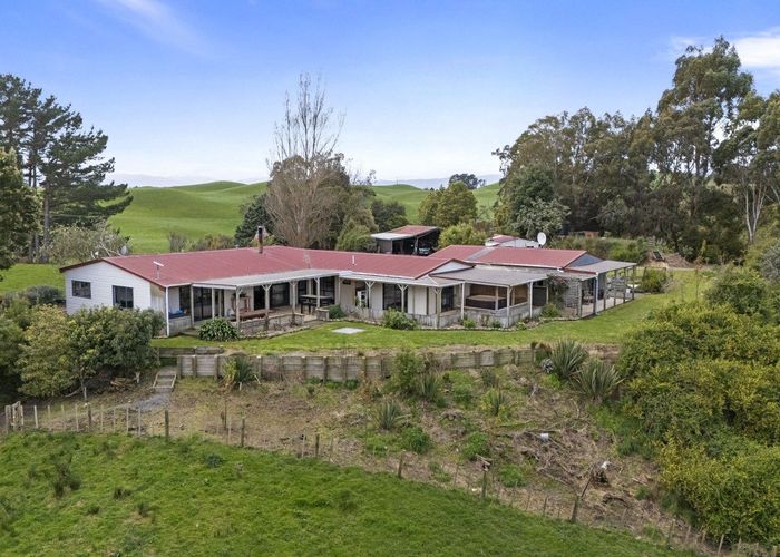  at 476 Finnis Road, Pohangina, Ashhurst