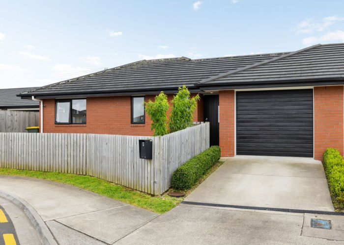  at 8 Manawaroa Close, Grandview Heights, Hamilton, Waikato