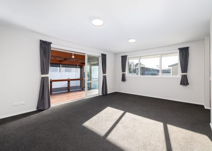  at 100 Bickerton Street, Wainoni, Christchurch City, Canterbury