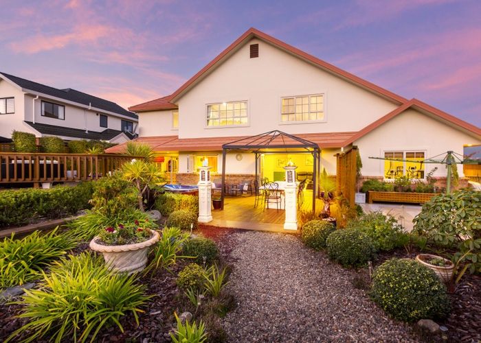 Free property data for 41 Kirton Drive, Riverstone Terraces, Upper Hutt