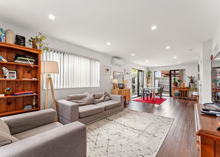  at 3B Lincoln Road, Manurewa East, Manukau City, Auckland