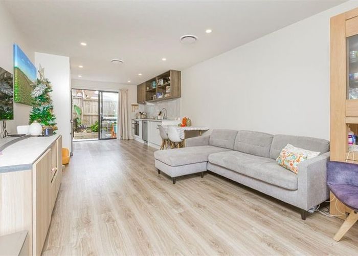  at 14B Medina Place, Sunnyhills, Manukau City, Auckland