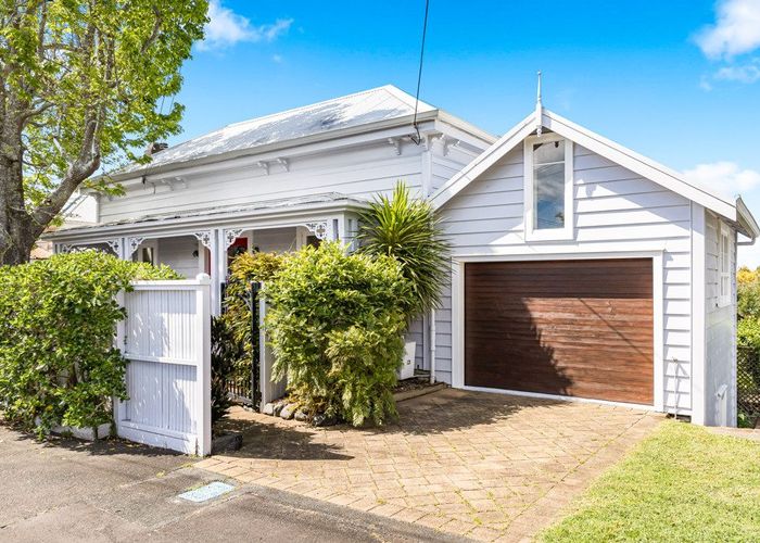  at 14 Domain Street, Devonport, North Shore City, Auckland