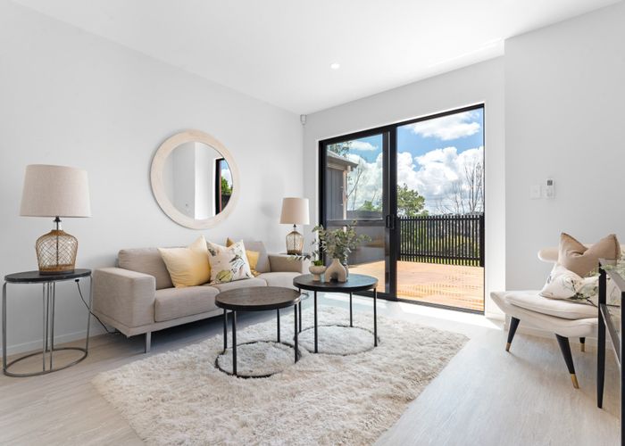  at 18 Paretao Street, Massey, Waitakere City, Auckland