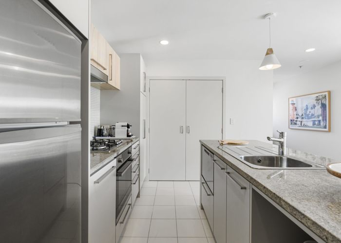  at 4 Wagener Place, Mount Albert, Auckland City, Auckland