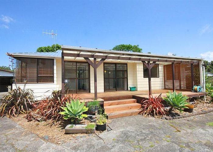  at 118 Waverley Place, Whangamata