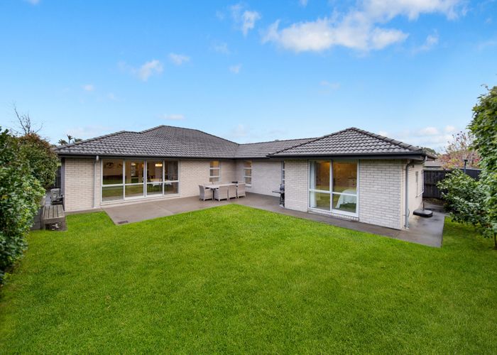  at 24 Castellina Drive, Karaka, Papakura