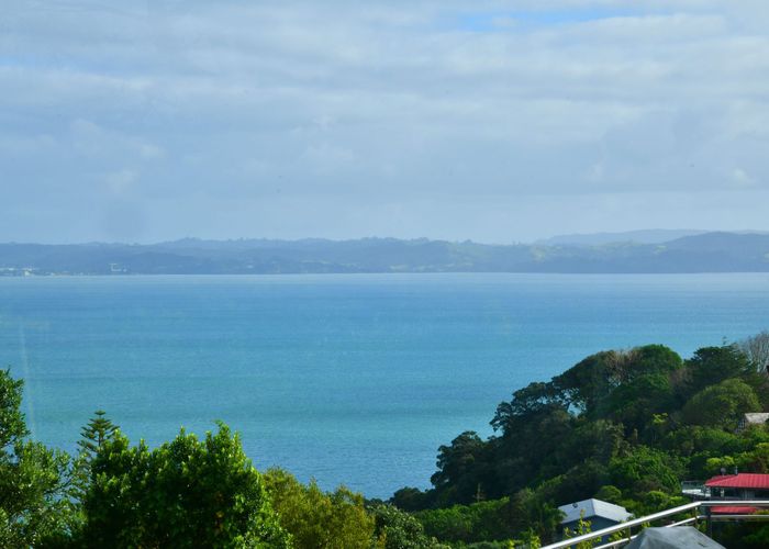  at 21 Roberts Road, Matakatia, Whangaparaoa