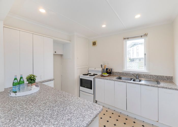 at 10 Salisbury Avenue, Terrace End, Palmerston North