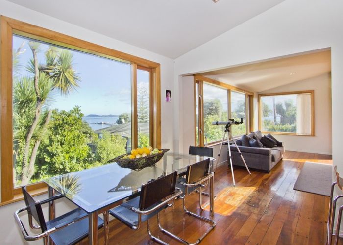  at 8 Howard Road, Point Howard, Lower Hutt