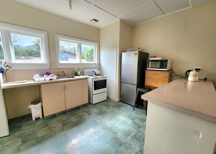  at 7 Peel Street, Cobden, Greymouth