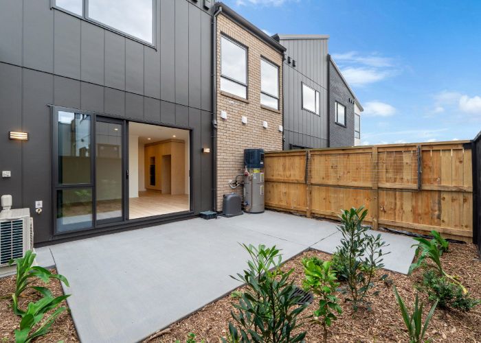  at 32 Waka Moana Drive, Hobsonville, Waitakere City, Auckland