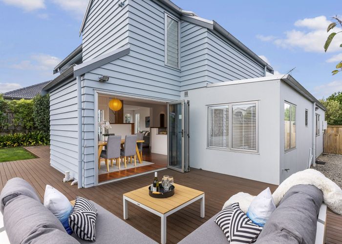 at 40A Waiohua Road, Greenlane, Auckland City, Auckland