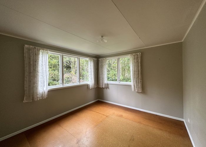  at 128 Awai Road, Tarurutangi, New Plymouth