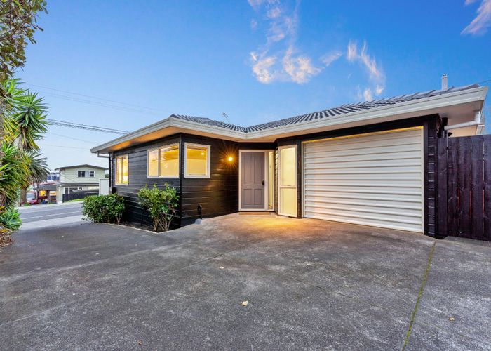  at 1/67 College Road, Northcote, Auckland