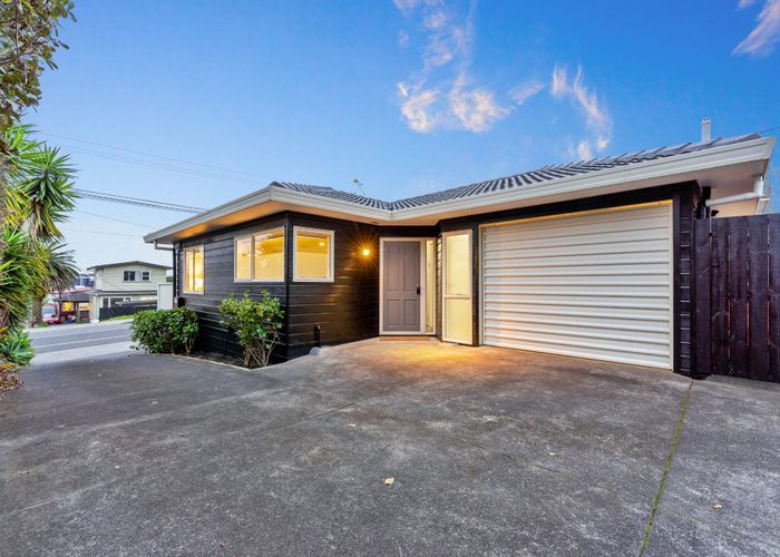  at 1/67 COLLEGE RD, Northcote, Auckland
