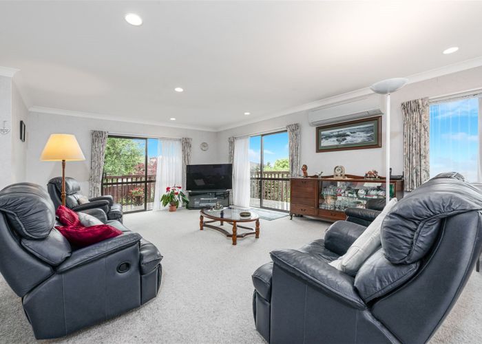  at 59 Rhinevale Close, Henderson, Auckland