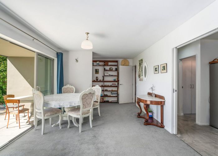  at 31 Ferry Lane, Mount Pisa