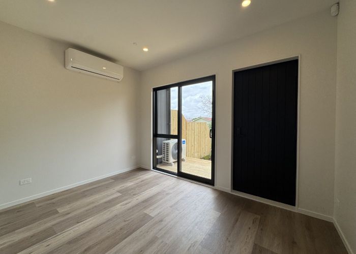  at 11/35 Crawford Avenue, Mangere Bridge, Manukau City, Auckland