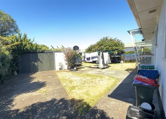  at 35 Hadfield Crescent, College Estate, Whanganui, Manawatu / Whanganui