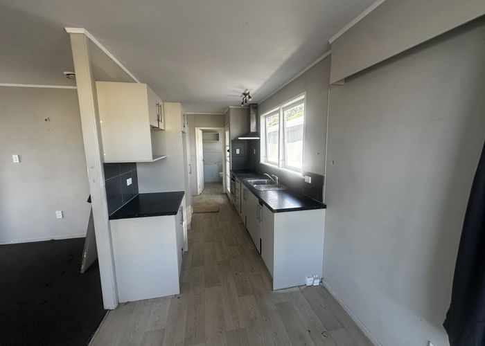  at 363 Westcoast road, Glen Eden, Waitakere City, Auckland