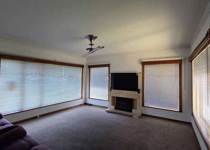  at 207 Titirangi Road, Titirangi, Waitakere City, Auckland