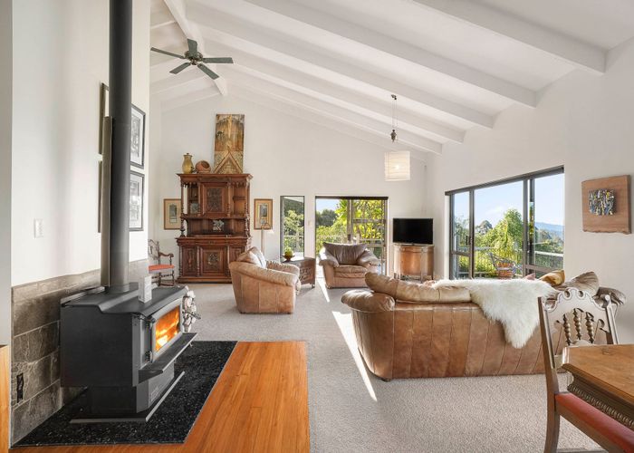  at 100 Rocklands Road, Takaka