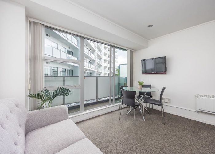  at 616/430 Queen Street, Auckland Central, Auckland