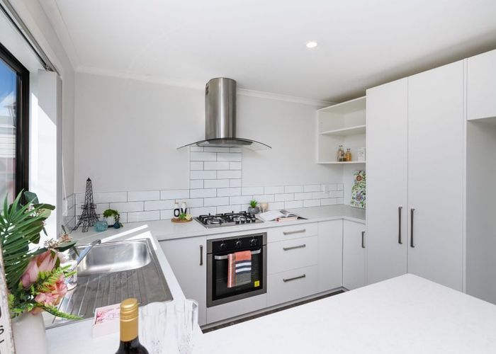  at 20 Colonial Place, Kelvin Grove, Palmerston North