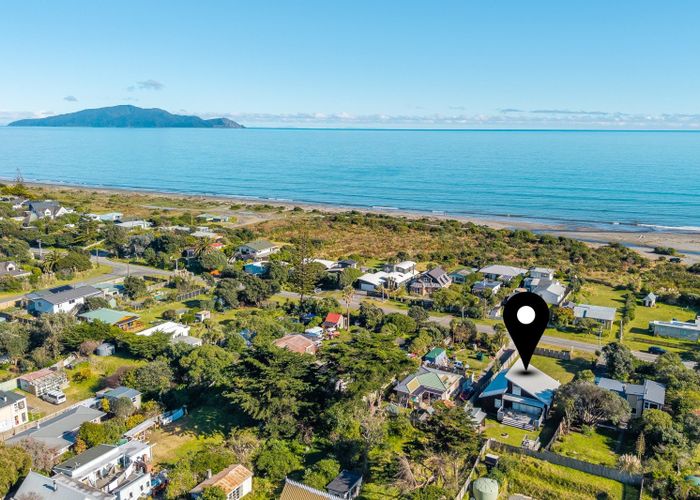  at 8 Rodney AVE, Te Horo Beach, Te Horo Beach