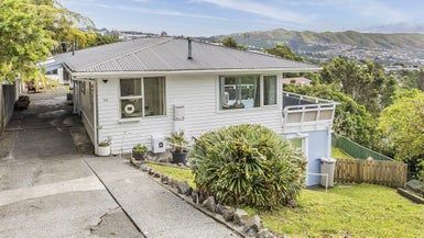  at 84 Beazley Avenue, Paparangi, Wellington