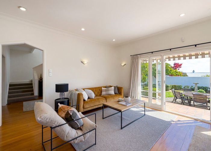  at 39 Marama Street, Hamilton Lake, Hamilton, Waikato