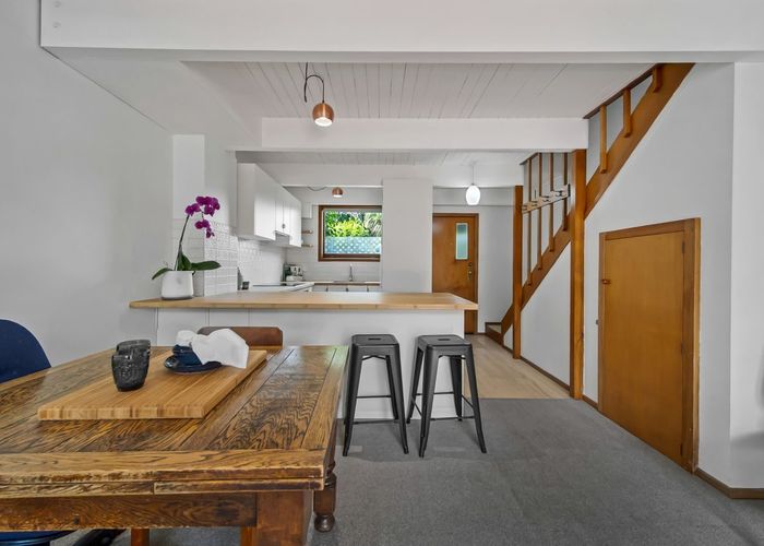  at 2/25 Holly Road, St. Albans, Christchurch City, Canterbury