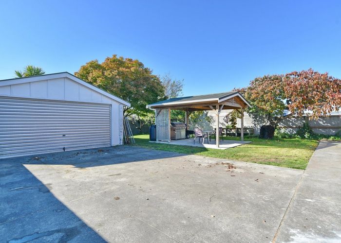  at 13 Lyndhurst Crescent, Aranui, Christchurch City, Canterbury