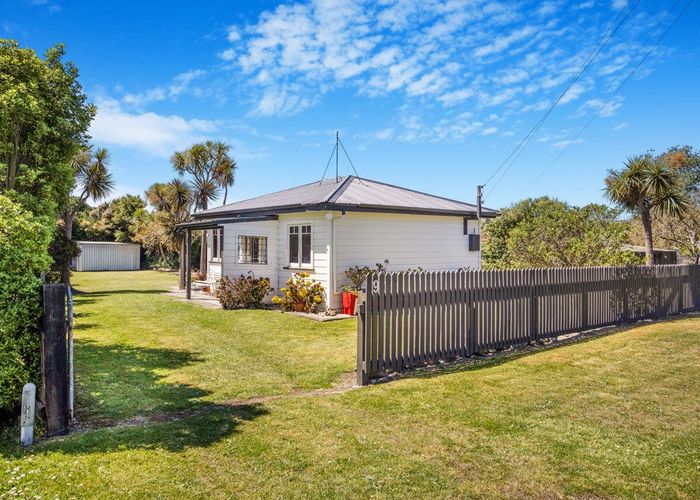  at 9 Muri Street, Aramoana, Port Chalmers