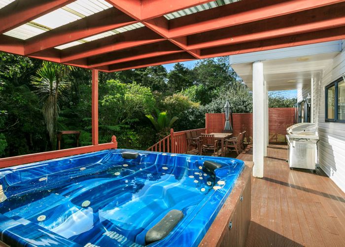  at 1/159 Glendhu Road, Bayview, Auckland