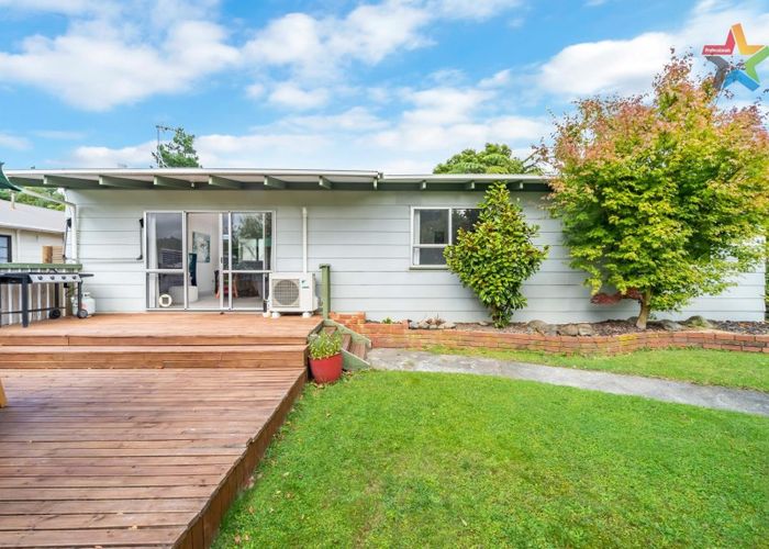  at 34 Fenchurch Grove, Stokes Valley, Lower Hutt