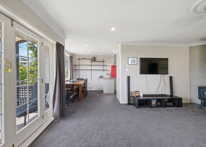  at 11 Dale Crescent, East Gore, Gore