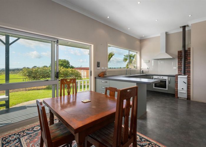  at 181 Henry Road, Katikati