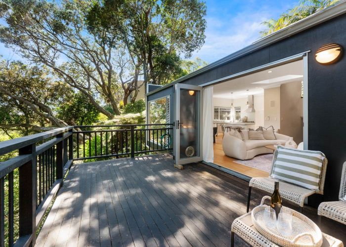  at 6 Maritime Terrace, Birkenhead, North Shore City, Auckland