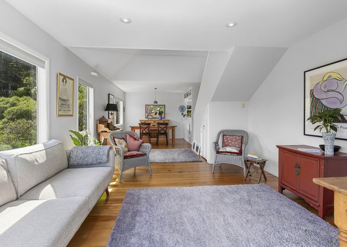  at 86A Volga Street, Island Bay, Wellington