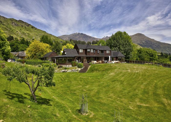  at 9 Arrowtown-Lake Hayes Road, Arrowtown, Queenstown-Lakes, Otago