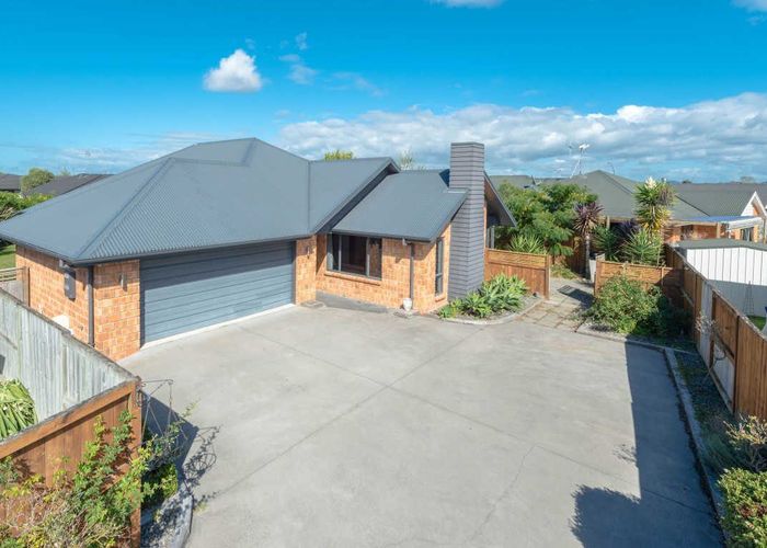  at 6 Woburn Court, Rototuna, Hamilton, Waikato