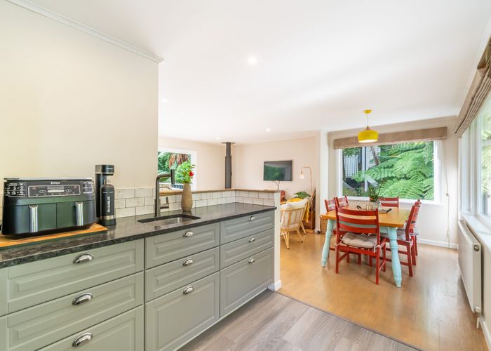  at 49 Blue Mountains Road, Pinehaven, Upper Hutt
