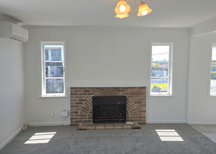  at 121 Donovan St, Blockhouse Bay, Auckland City, Auckland